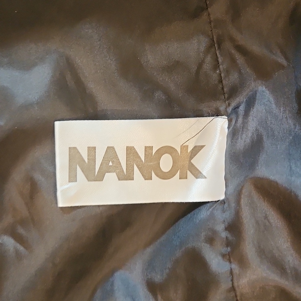 Nanok  Jacket - Picture 6 of 7